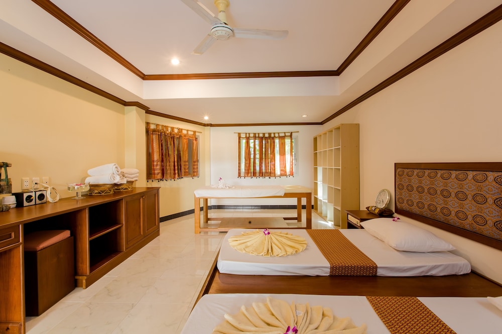 Serenity Lakeside Resort 25/69