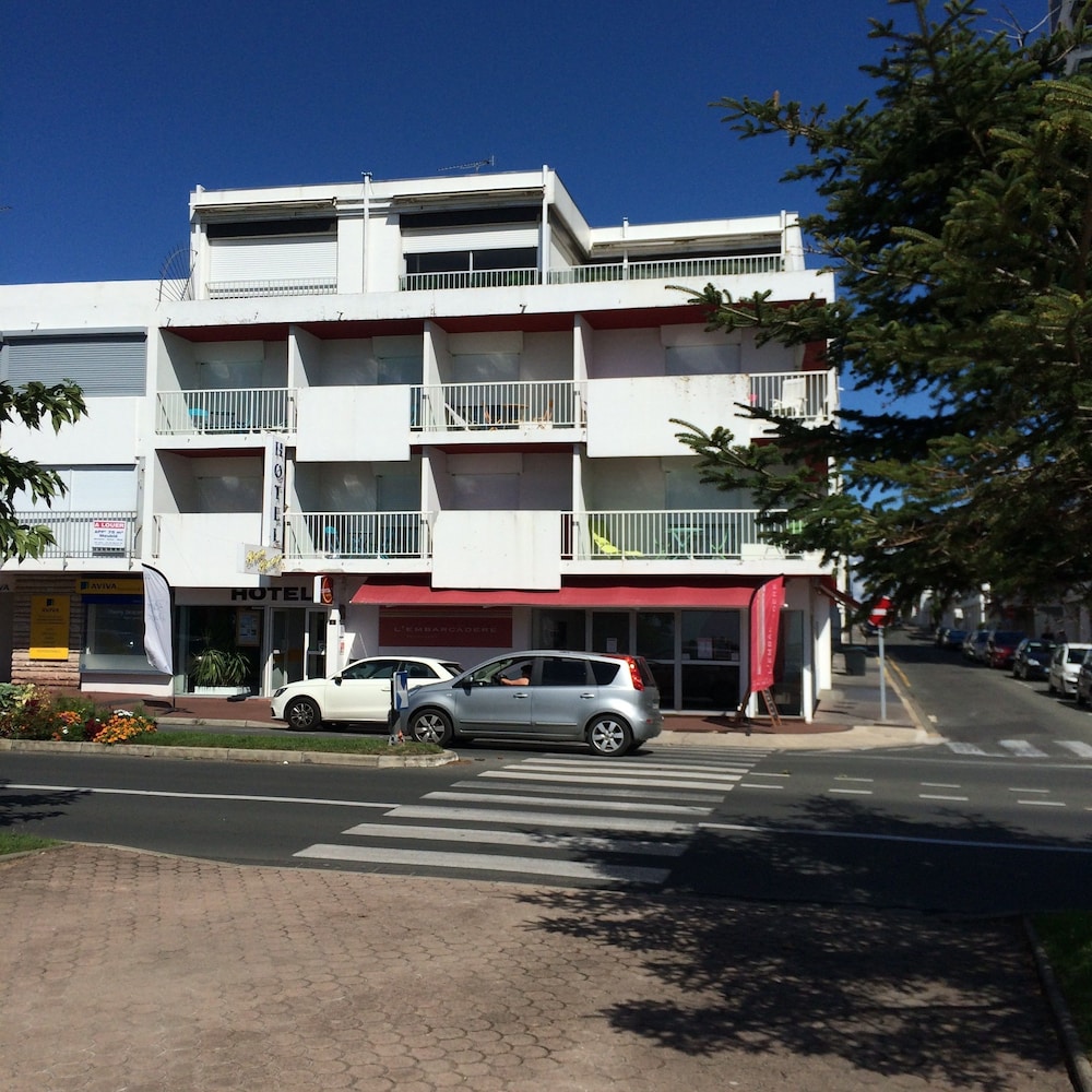 HOTEL BEAU RIVAGE 3/65