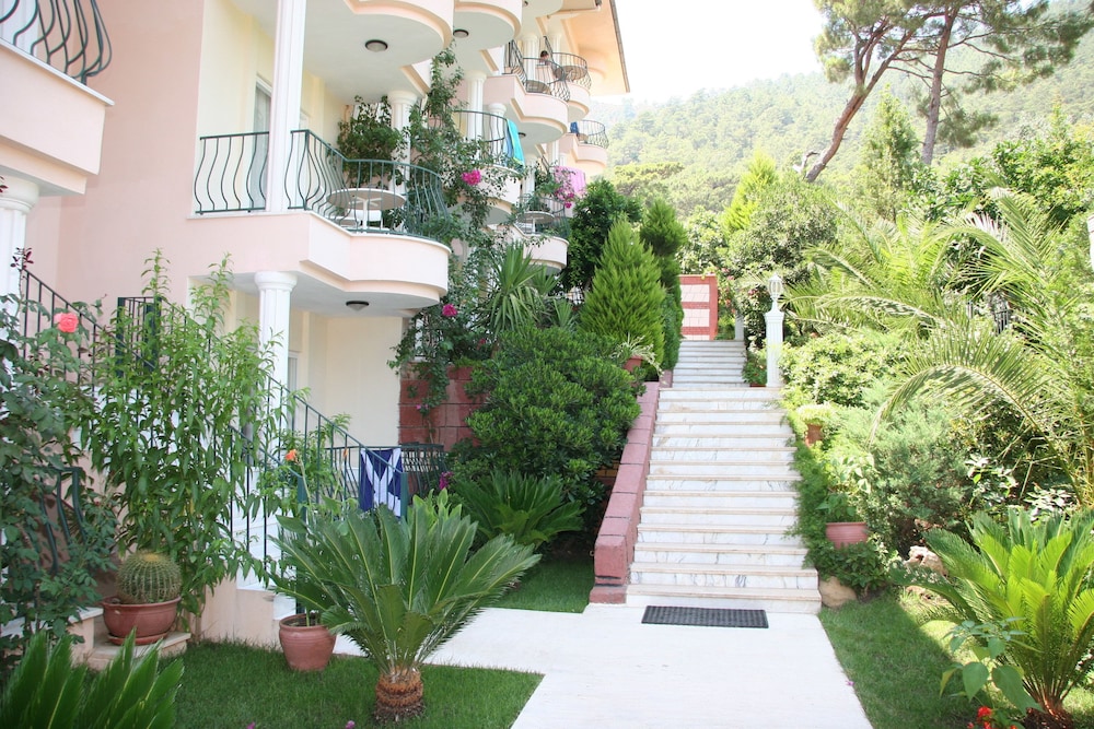 Life Apart Marmaris 28/34