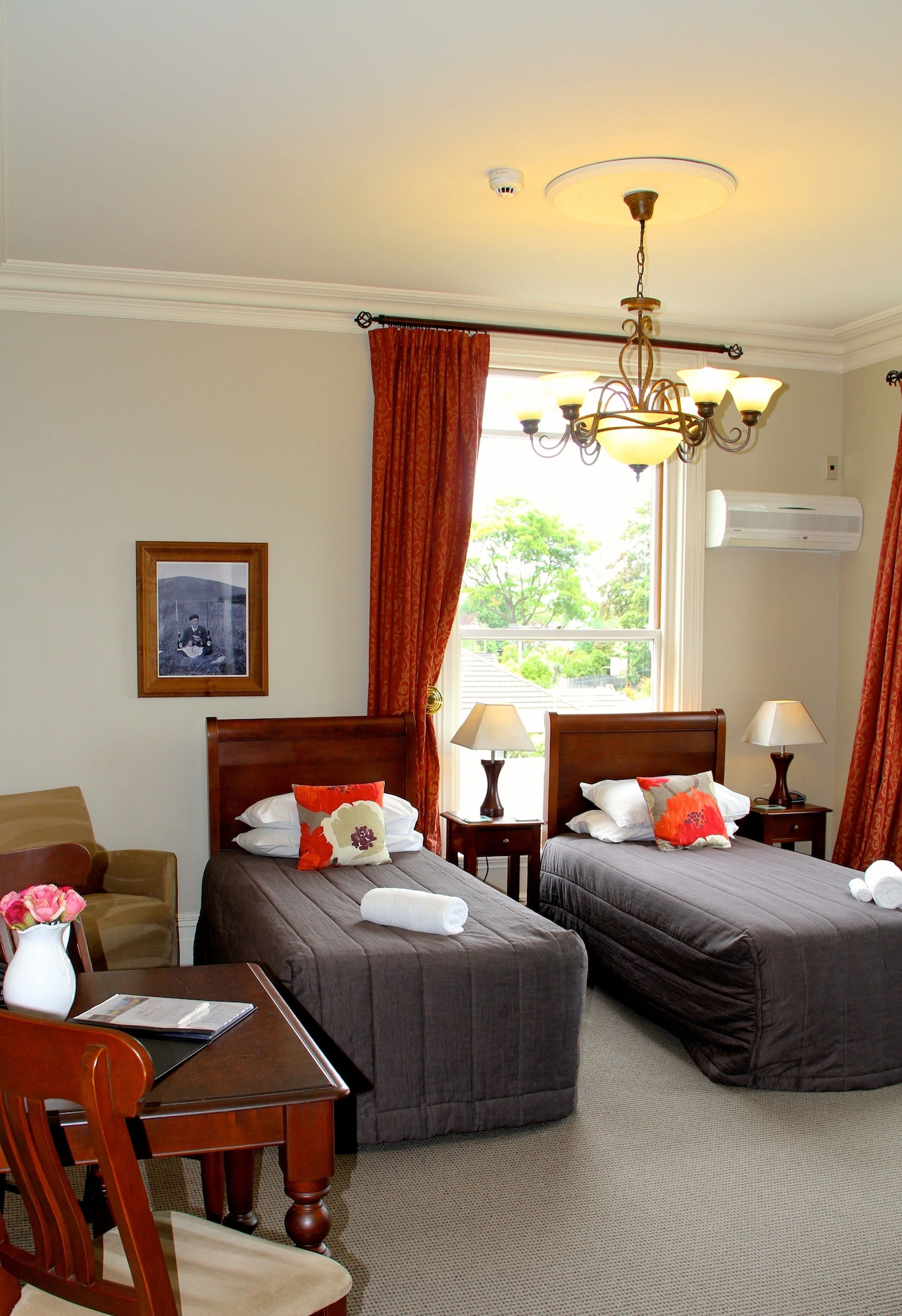 MANOR, JUNIOR SUITE, STUDIO