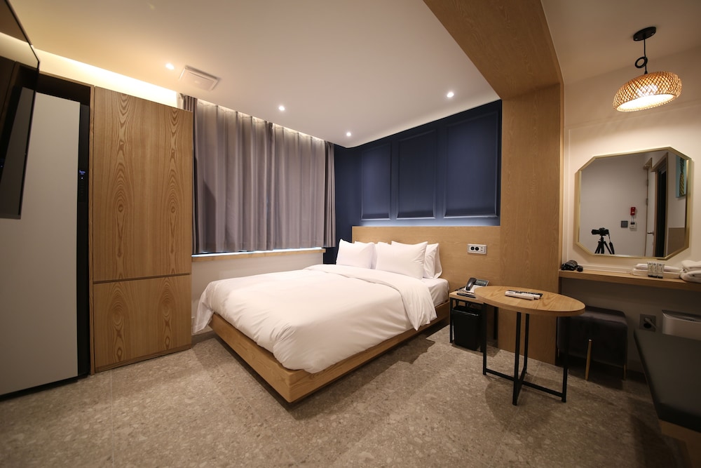 Vantt Hotel 12/47