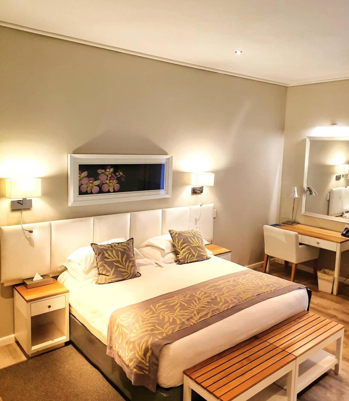 غرفة بسرير مزدوج أو سريرين منفصلين بإطلالة على الحديقة، Royal St Andrews Hotel Conference Centre Spa 3/6