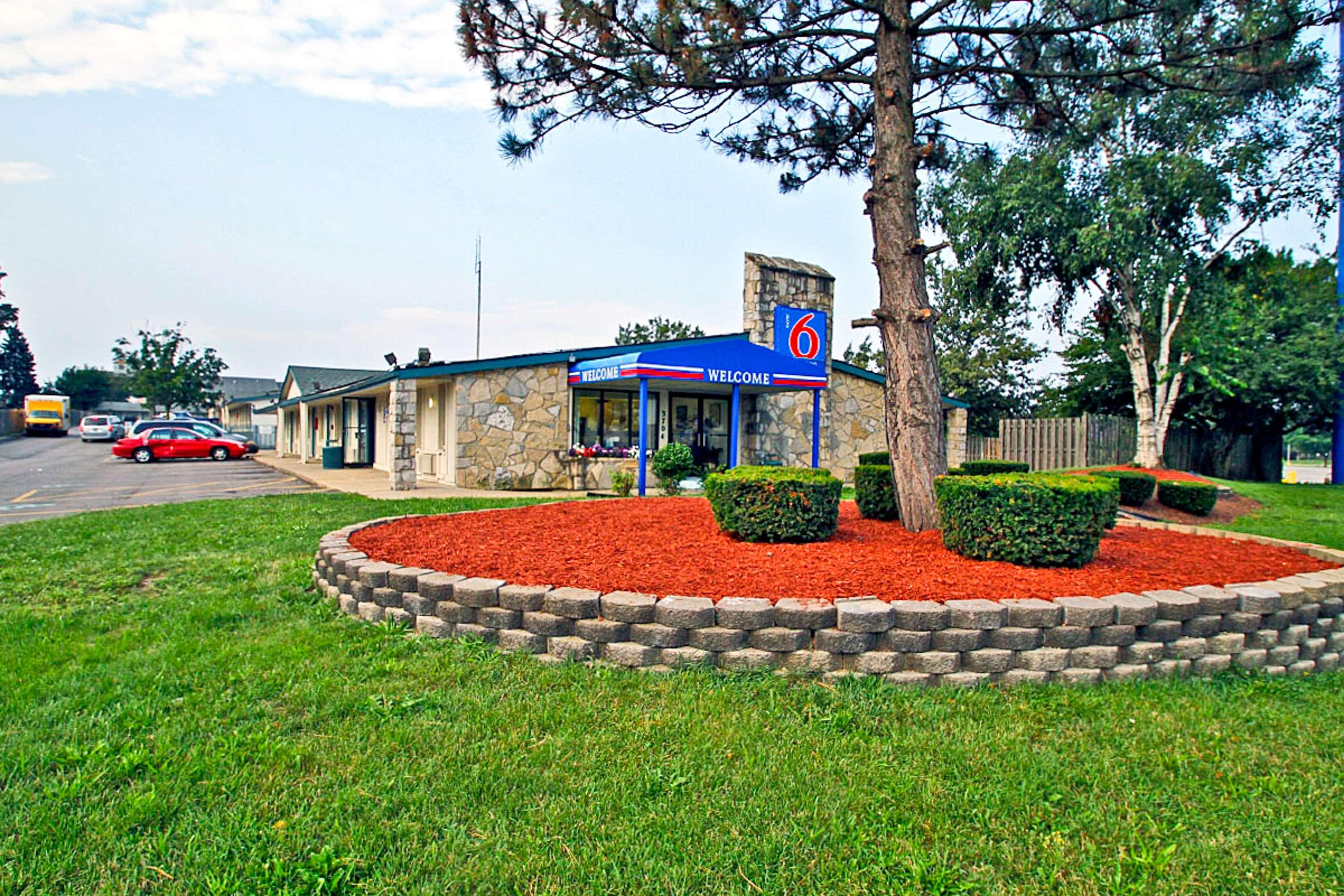 Motel6 Kalamazoo, MI 37/39