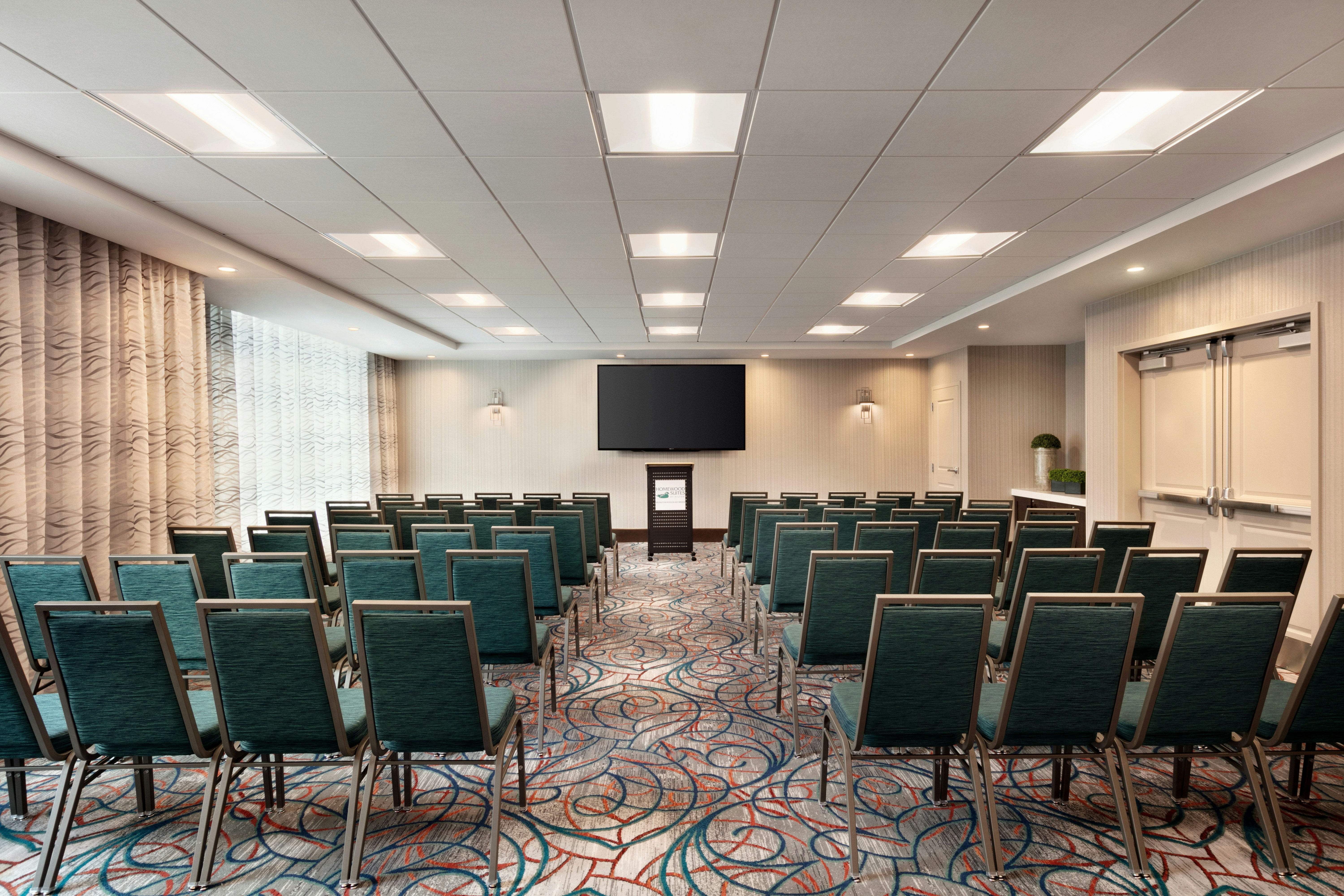 Homewood Suites By Hilton Arlington Rosslyn Key Bridge 18/25