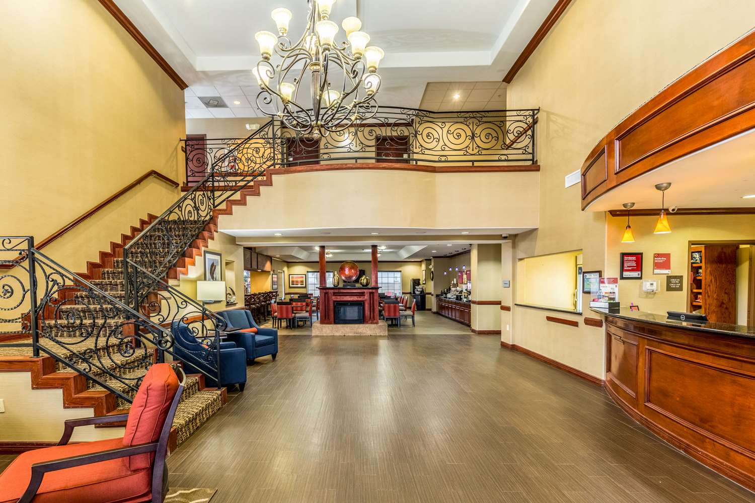 Comfort Suites Galveston Cruise Port Area - Beachside 6/44