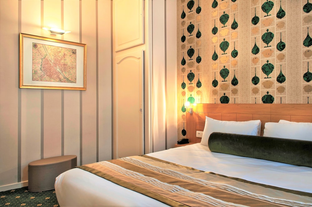 Hotel Romance Malesherbes By Patrick Hayat Formerly Romance Malesherbes 28/66