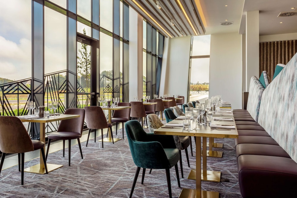 Hilton Aberdeen TECA 54/64