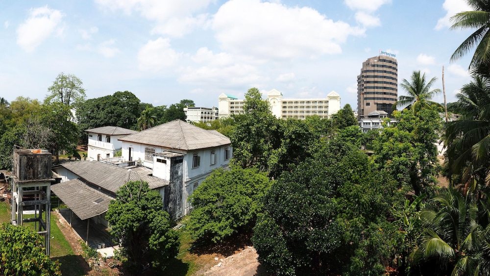 Siri Hotel Phuket 43/45