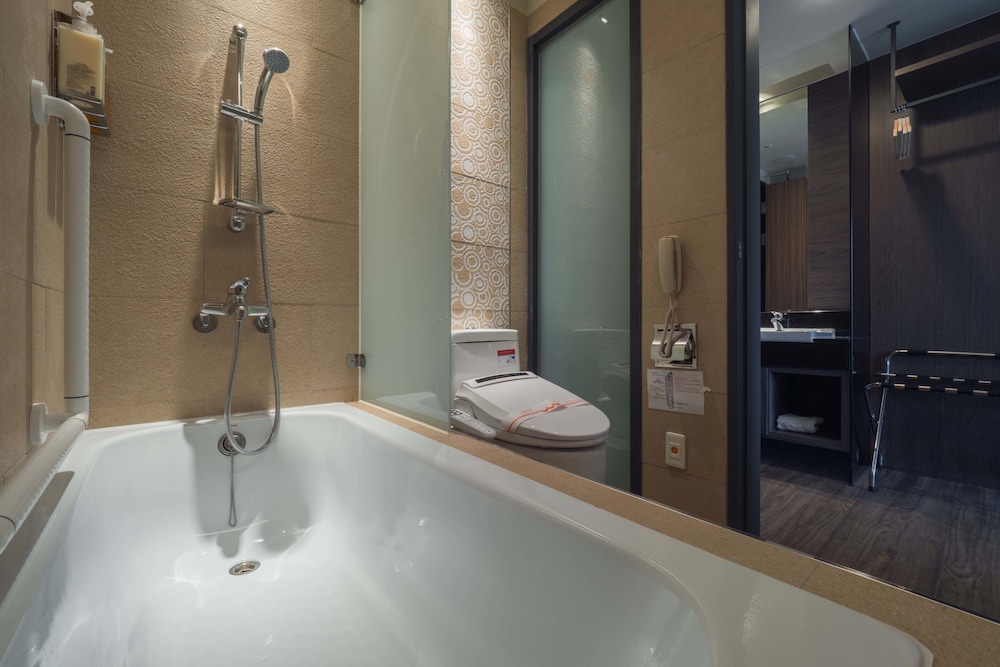 Watermark Hotel Kaohsiung Main Station 29/72