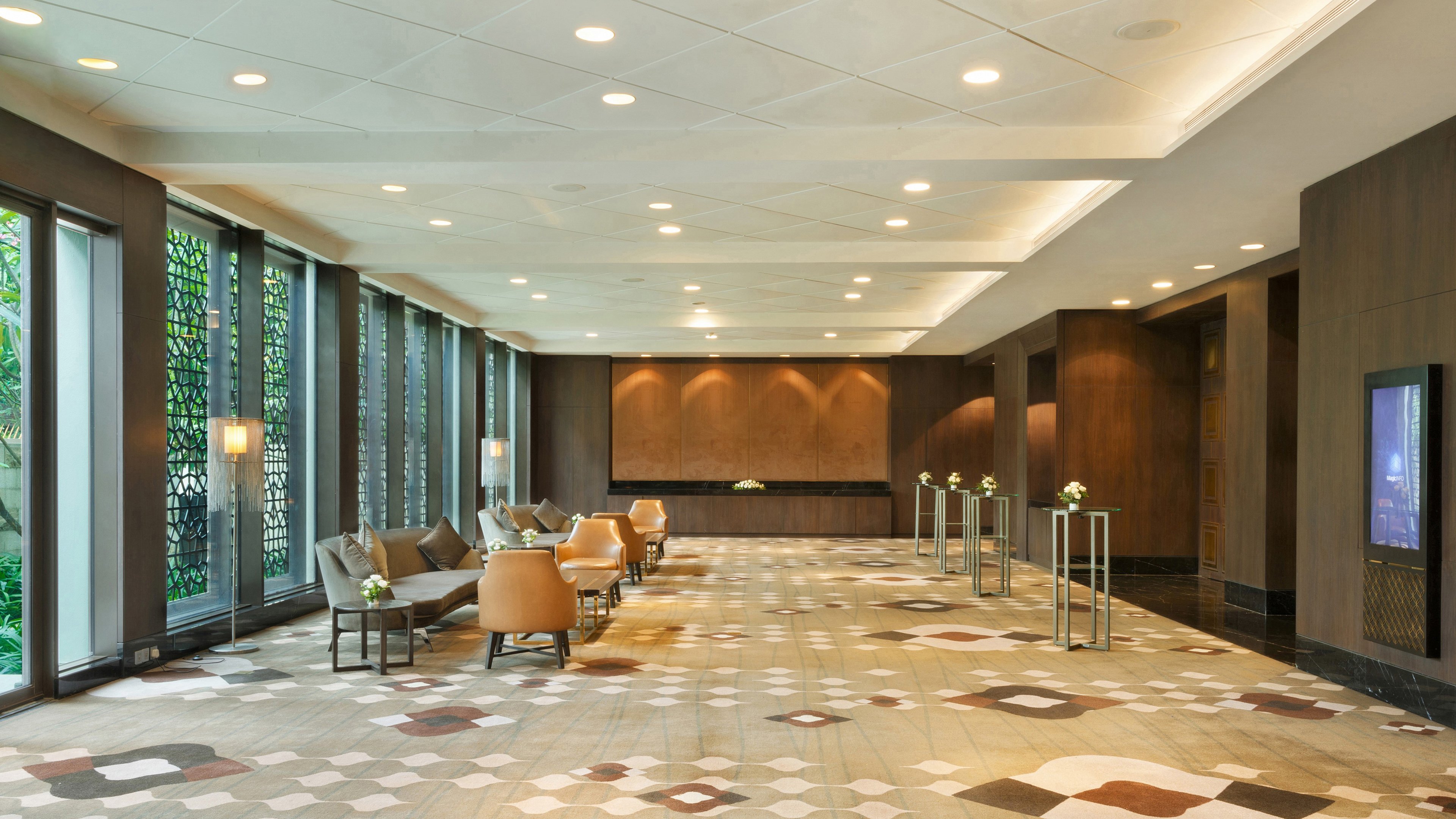 InterContinental Dhaka 73/81
