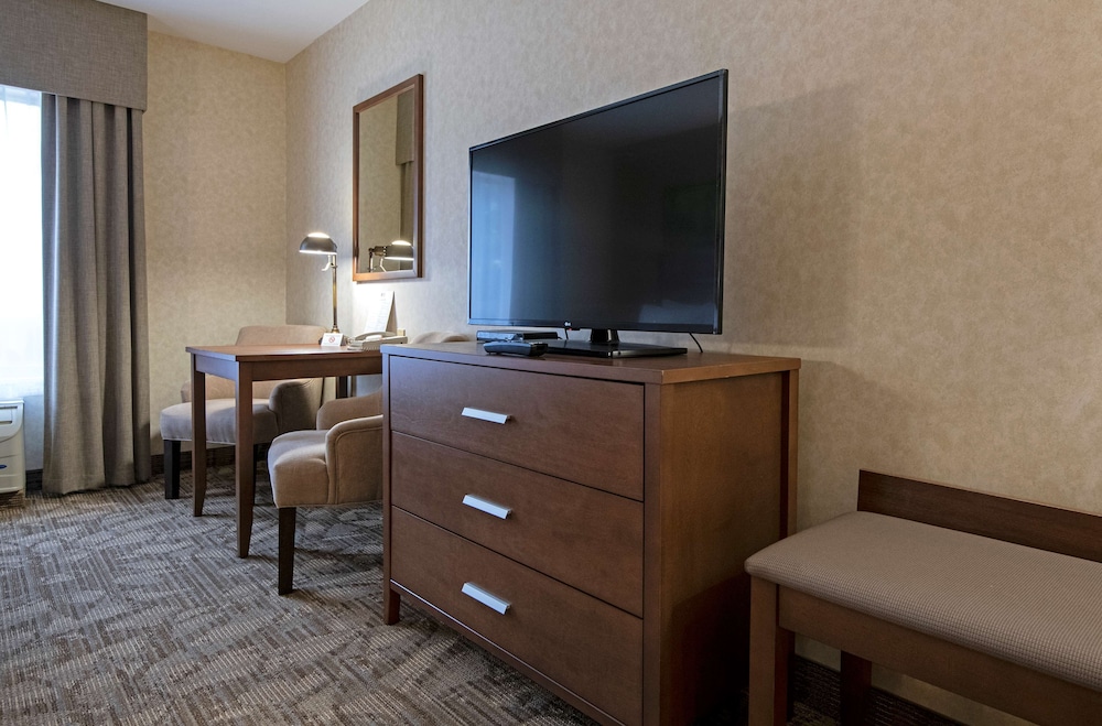 Best Western Plus Valemount Inn & Suites 52/65