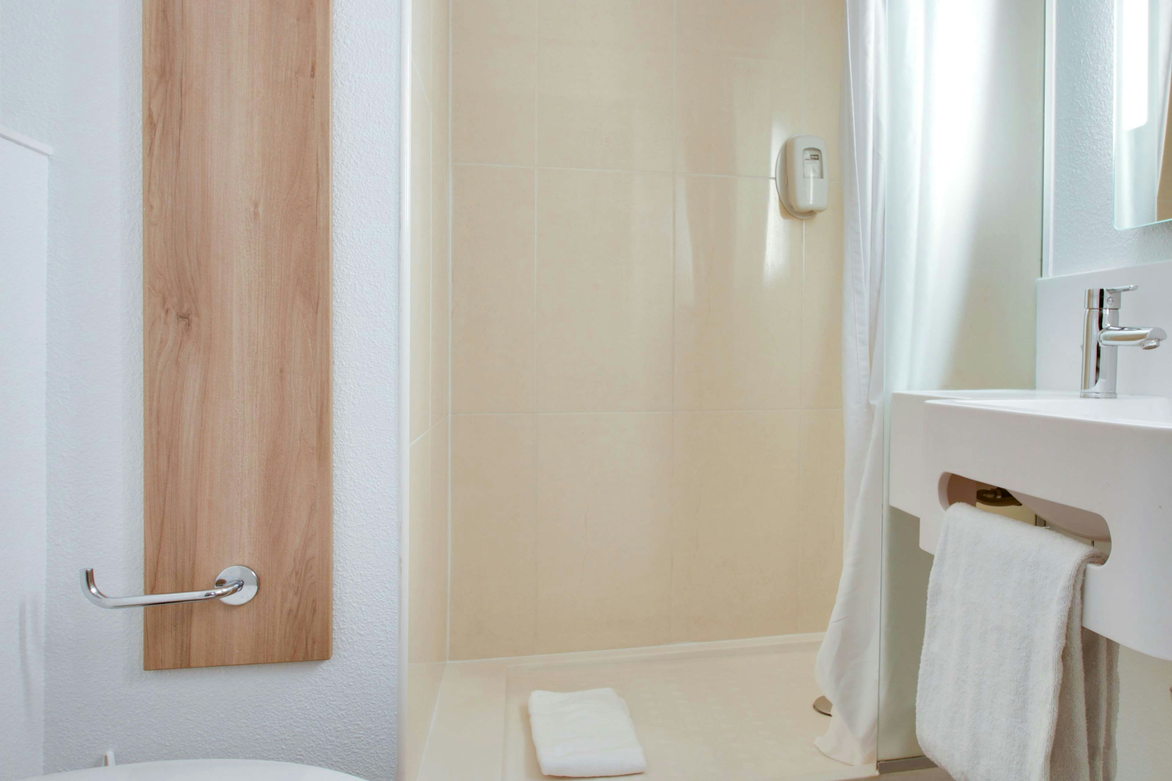 B&B Hotel Reims Bezannes 32/33