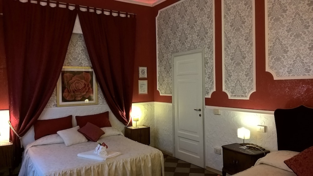 La Mimosa Bed And Breakfast 8/71