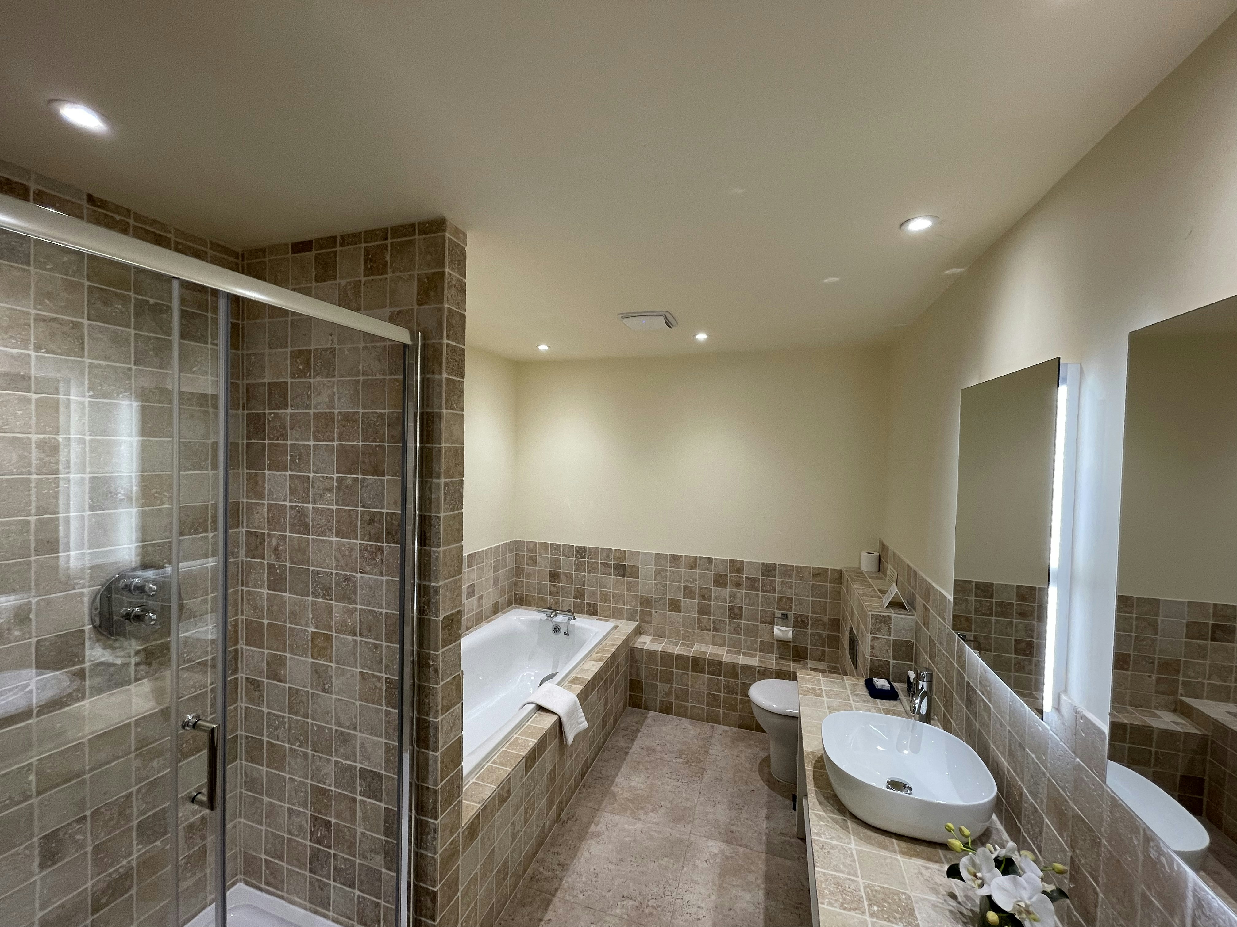 Comis Hotel and Golf Resort 48/50