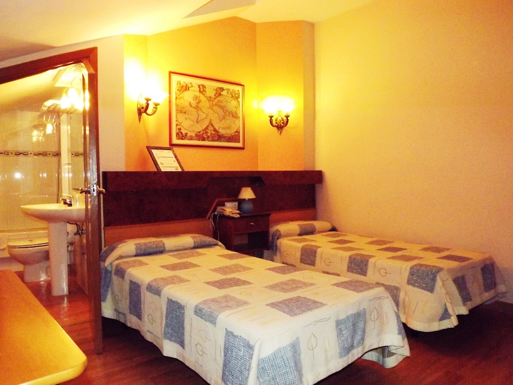 Hotel Castilla Antequera 10/21