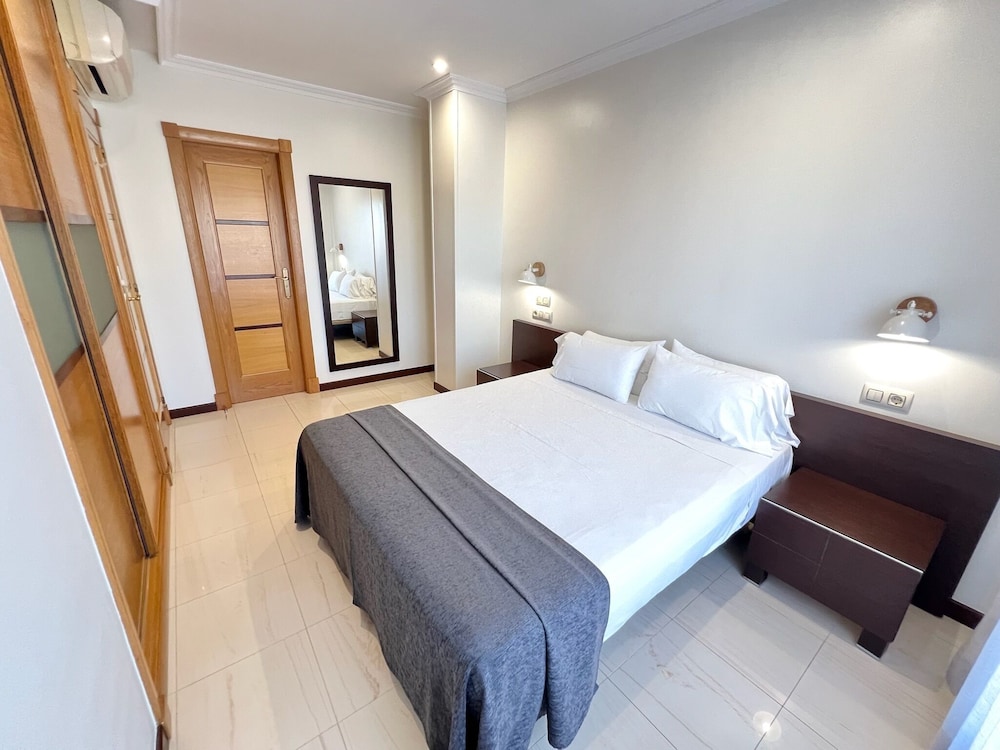 1 BEDROOM, APARTMENT