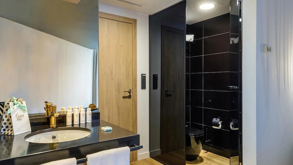 Hotel Vibra District - Adults Only 57/58