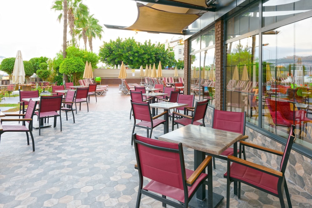Monart City Hotel All Inclusive 41/62