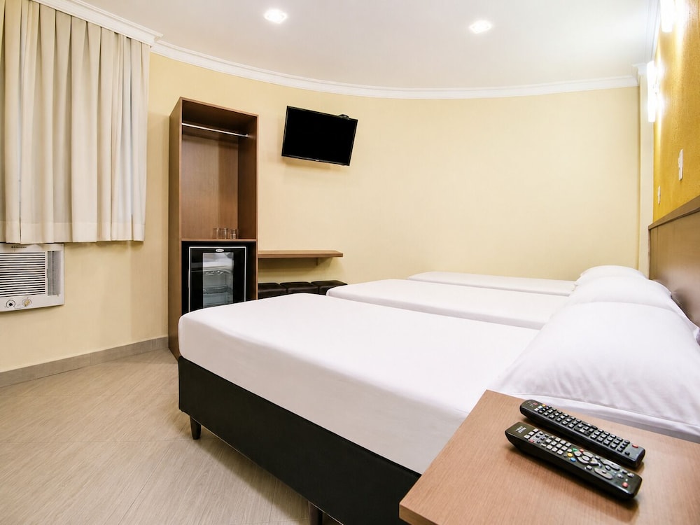Villa Rica Hotel 42/63