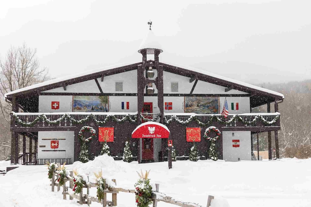 Innsbruck Inn at Stowe 2/50
