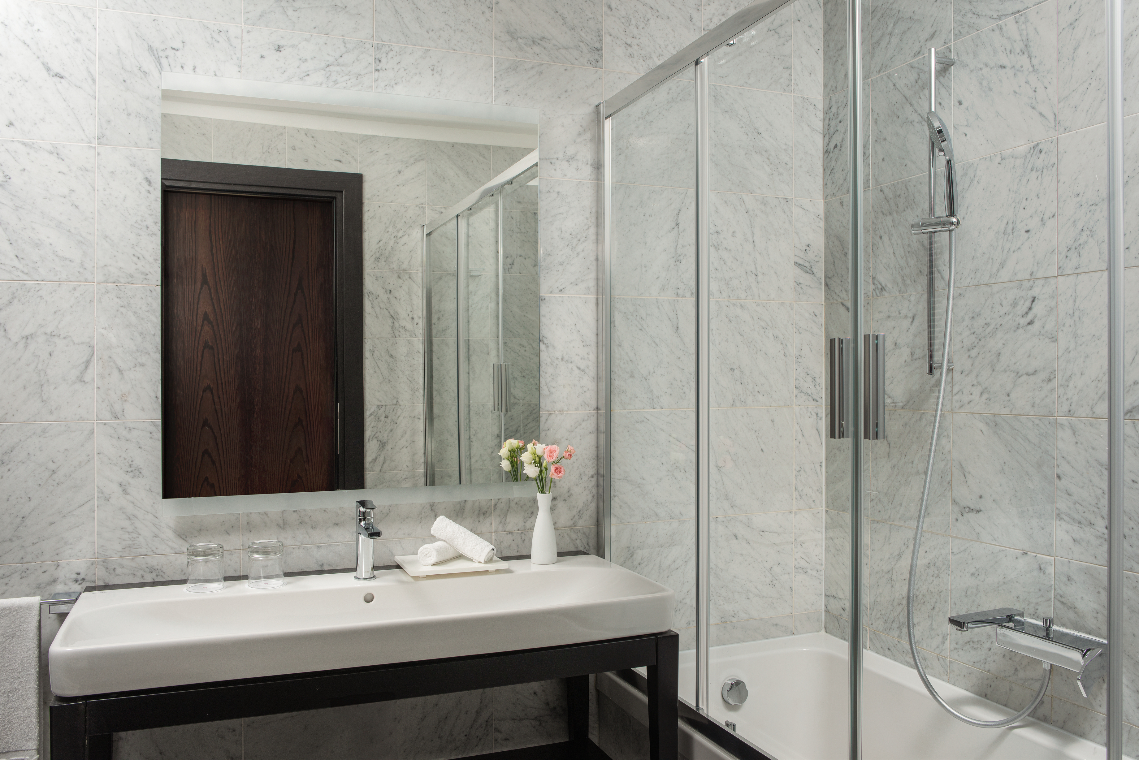SUITE, BALCONY