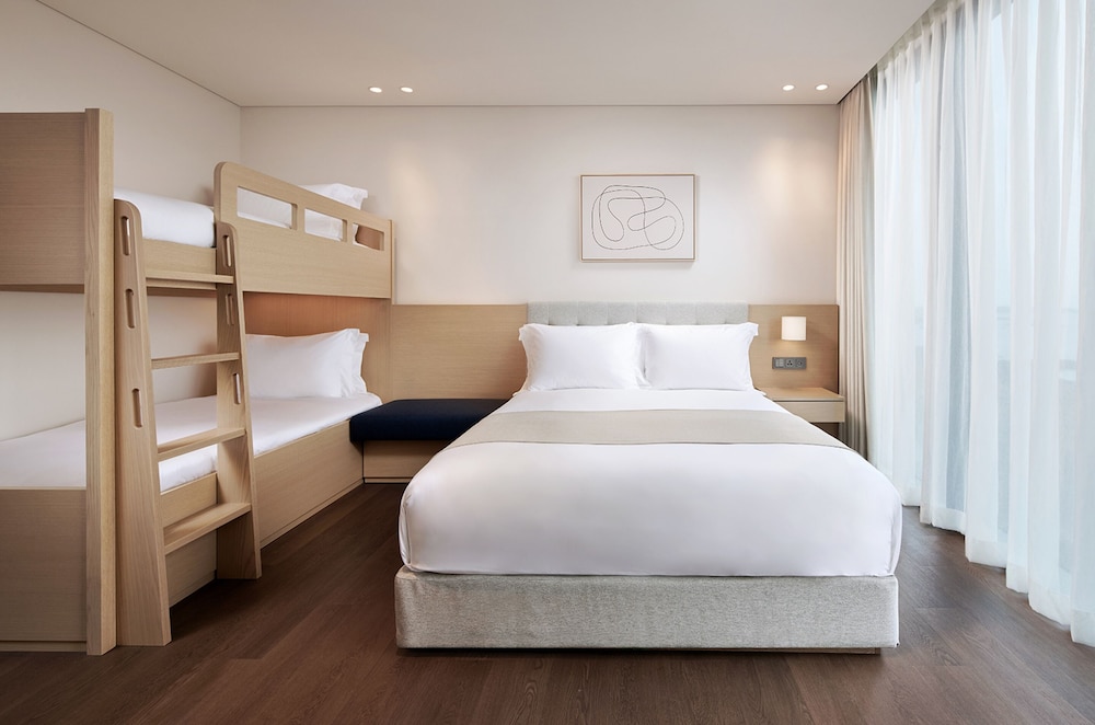 Bunker, Japa, Deluxe, Double and Bunk Bed, Ocean View