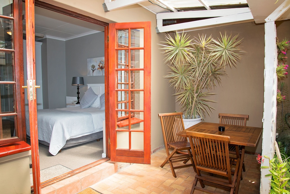 Bayside Guest House 29/50