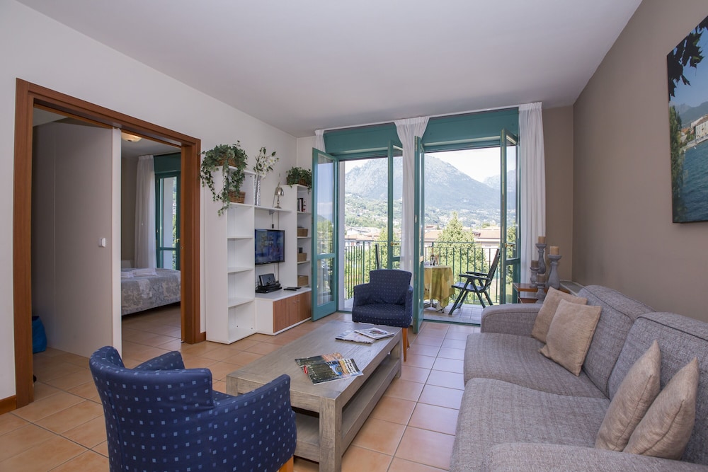 RESIDENZA PORTO LETIZIA 44/50
