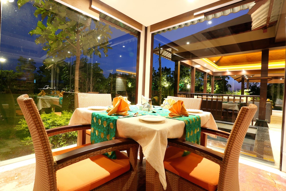 Ramya Resort & Spa 35/50