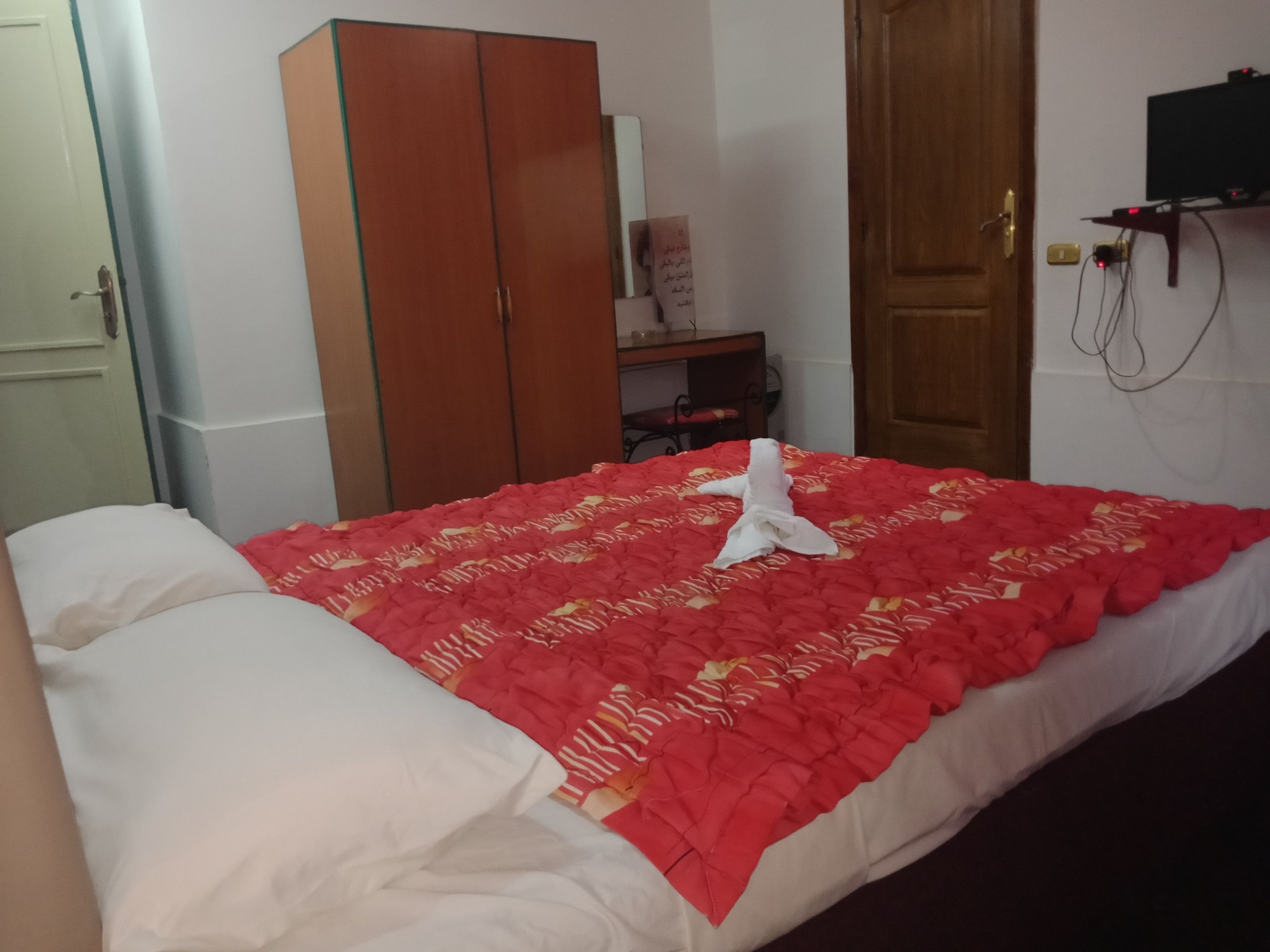 ROOM, DOUBLE BED, PRIVATE BATHROOM
