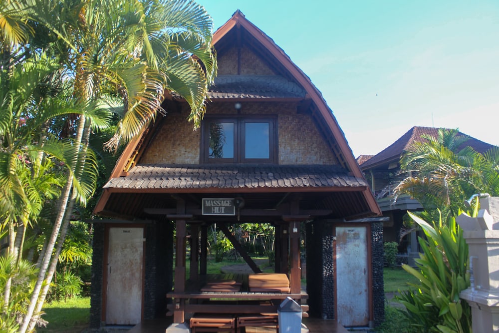 Suji Bungalow 8/66