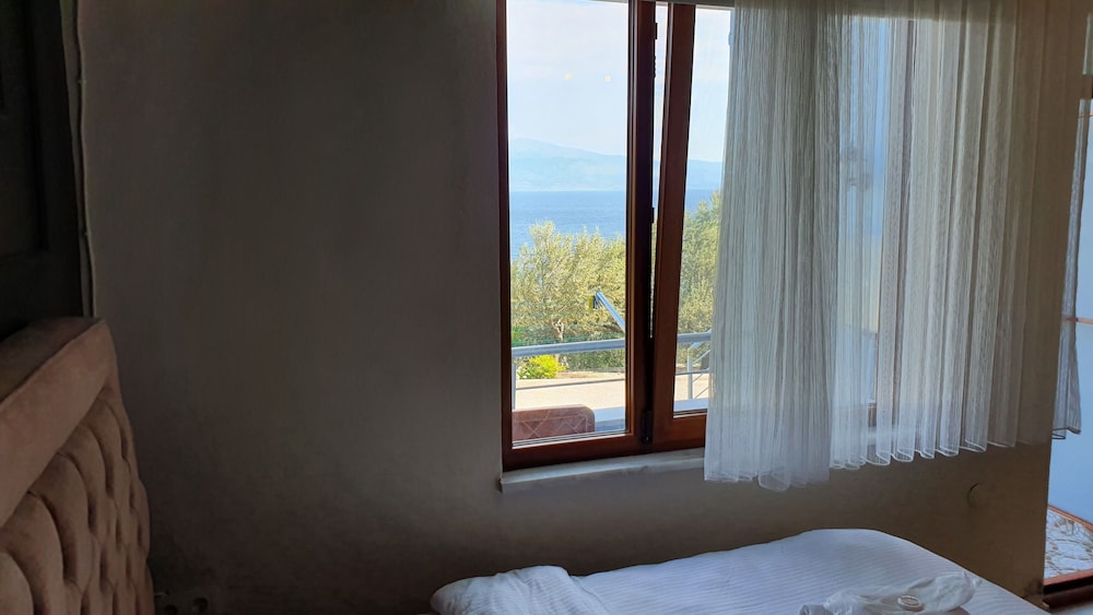 Nazan Motel & Restaurant & Beach 12/50