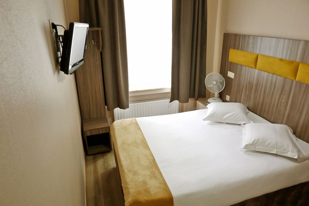 ECONOMY, DOUBLE BED