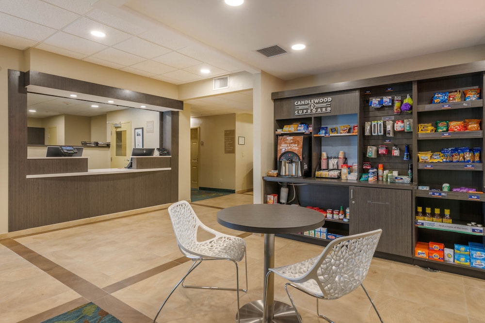 Candlewood Suites Fort Myers - Sanibel Gateway, an IHG Hotel 12/43