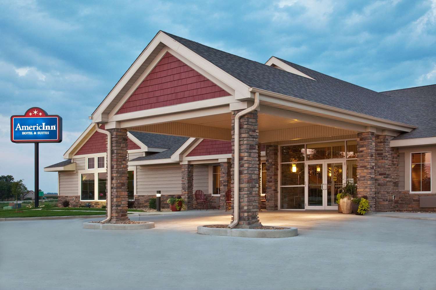 Americinn By Wyndham Osage 4/48
