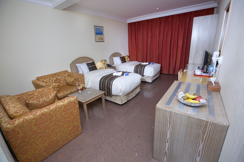Haffa House Hotel Muscat 44/56