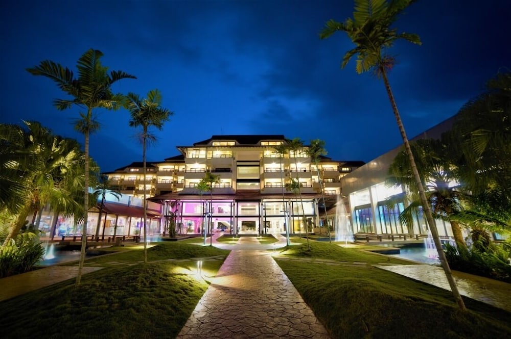 Sand & Sandals Desaru Beach Resort & Spa 3/49
