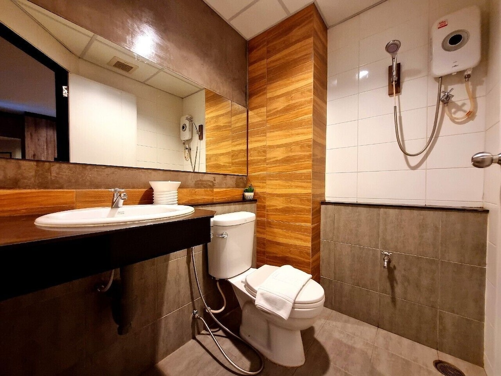 MY LOFT Hotel (ex MY LOFT 2 Ratchadapisek 36) 68/72