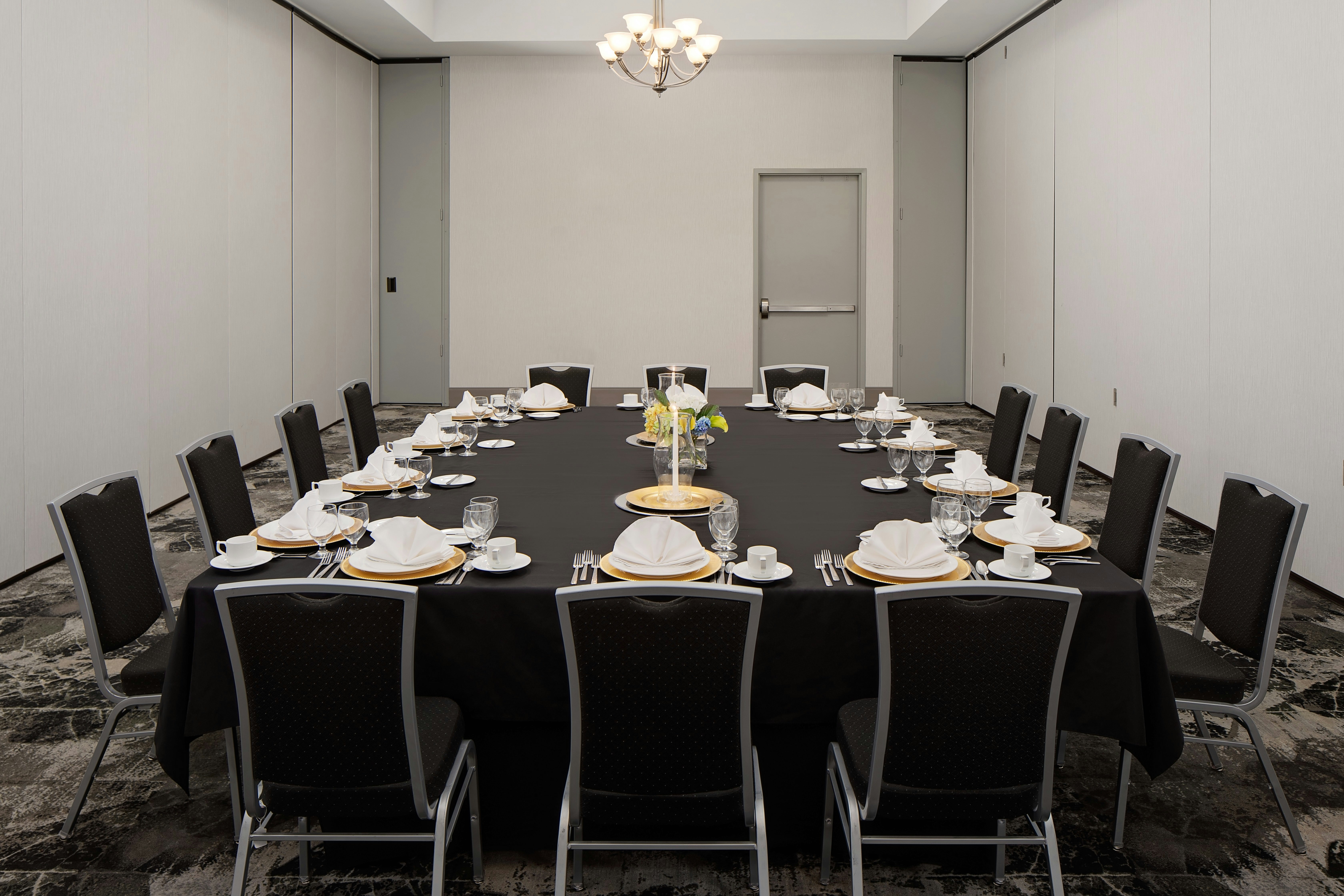 Hilton Garden Inn Dfw Airport South 59/74