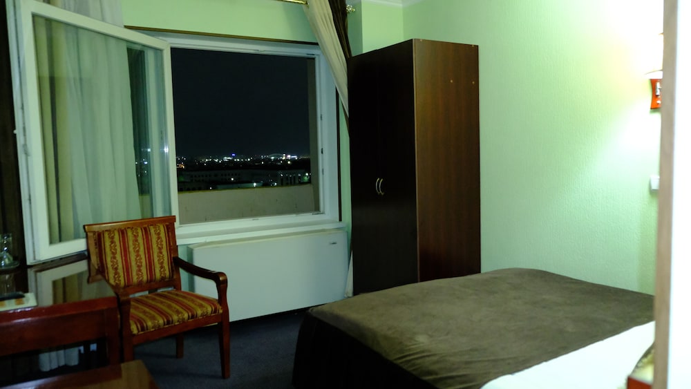 Grand Bukhara 14/18