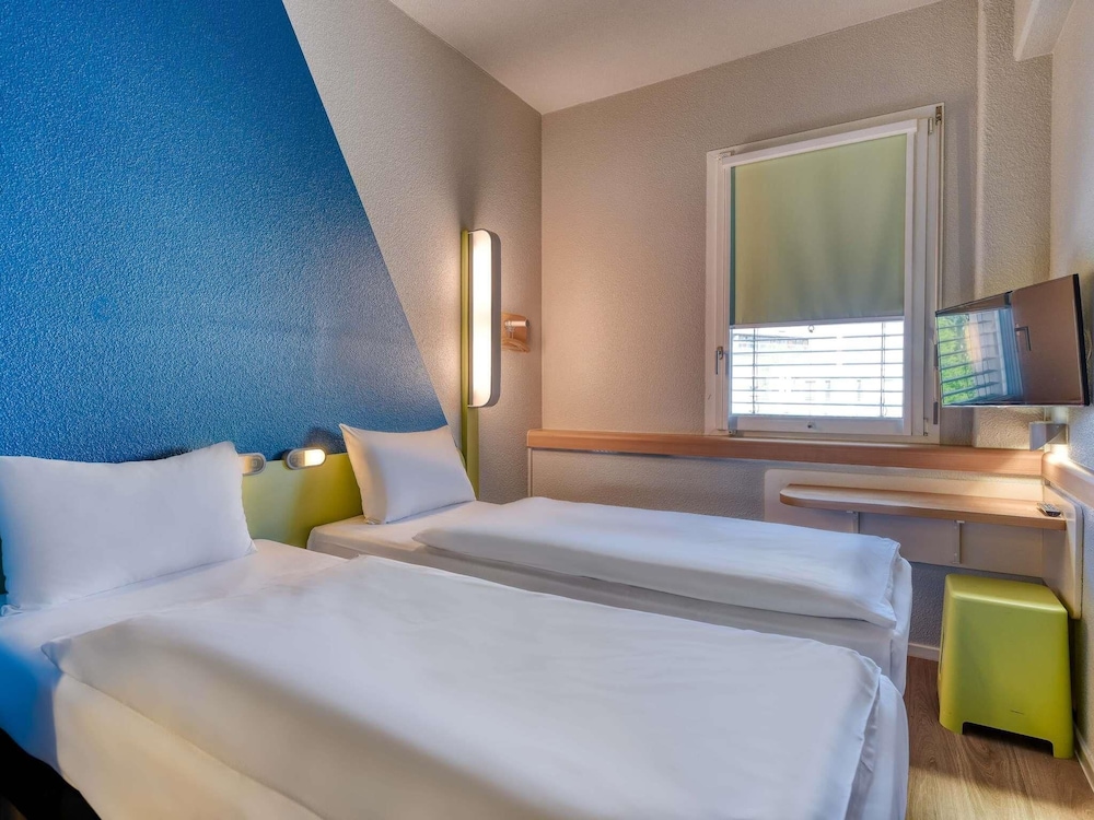 STANDARD, TWIN BEDS
