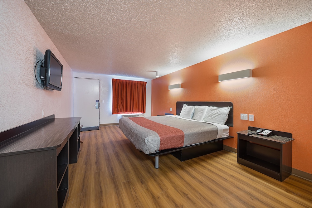 Motel6 Hamburg, NY 28/44