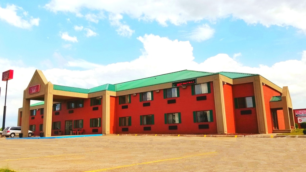 Travel Inn & Suites 1/50