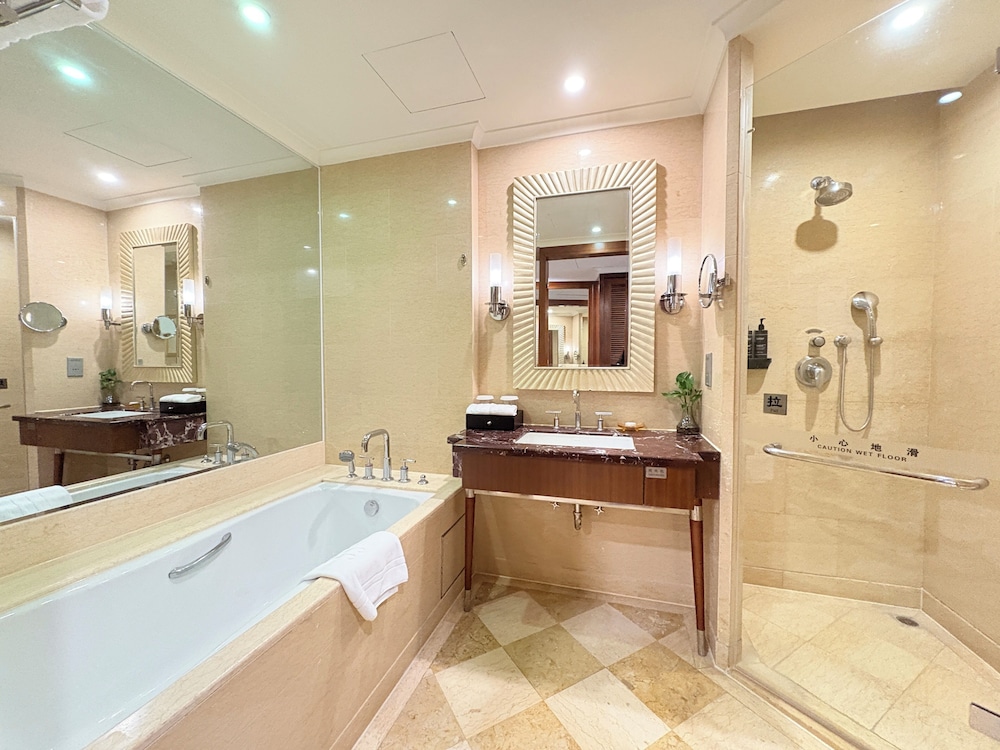 Wuhan Jin Jiang International Hotel 56/56