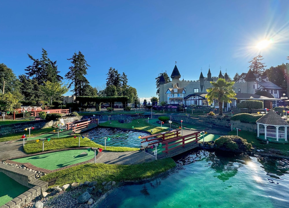 Coast Parksville Hotel 40/50