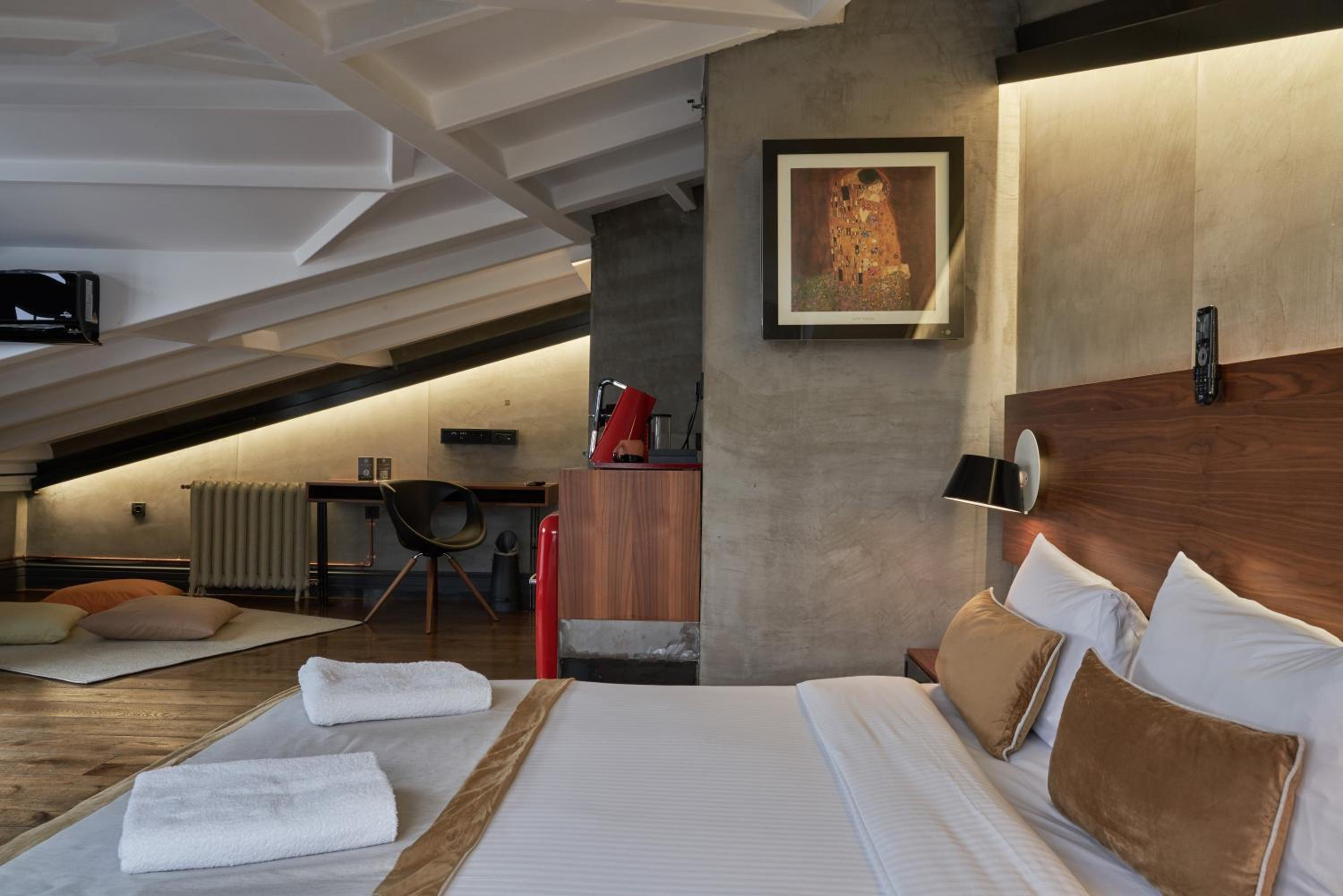 Roof, Suite, Queen Bed، Hotel The Public Istanbul 8/10