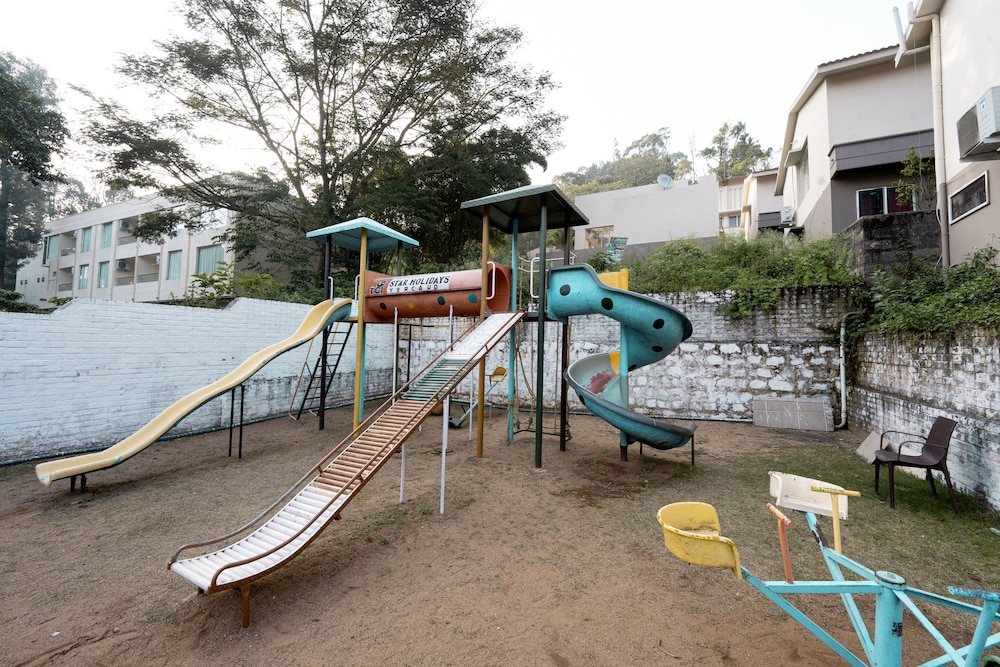 TGI STAR Holidays Yercaud 38/48