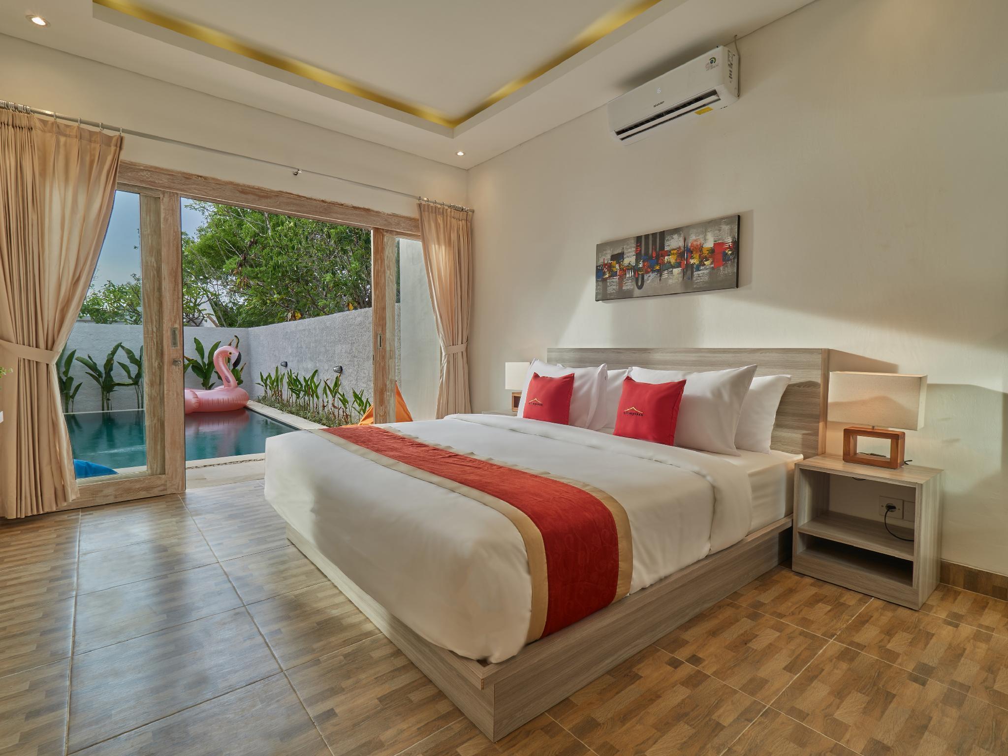 DELUXE, QUEEN BED