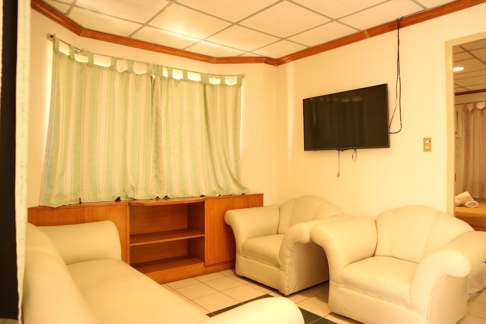Puerto De San Juan Beach Resort Hotel 28/49