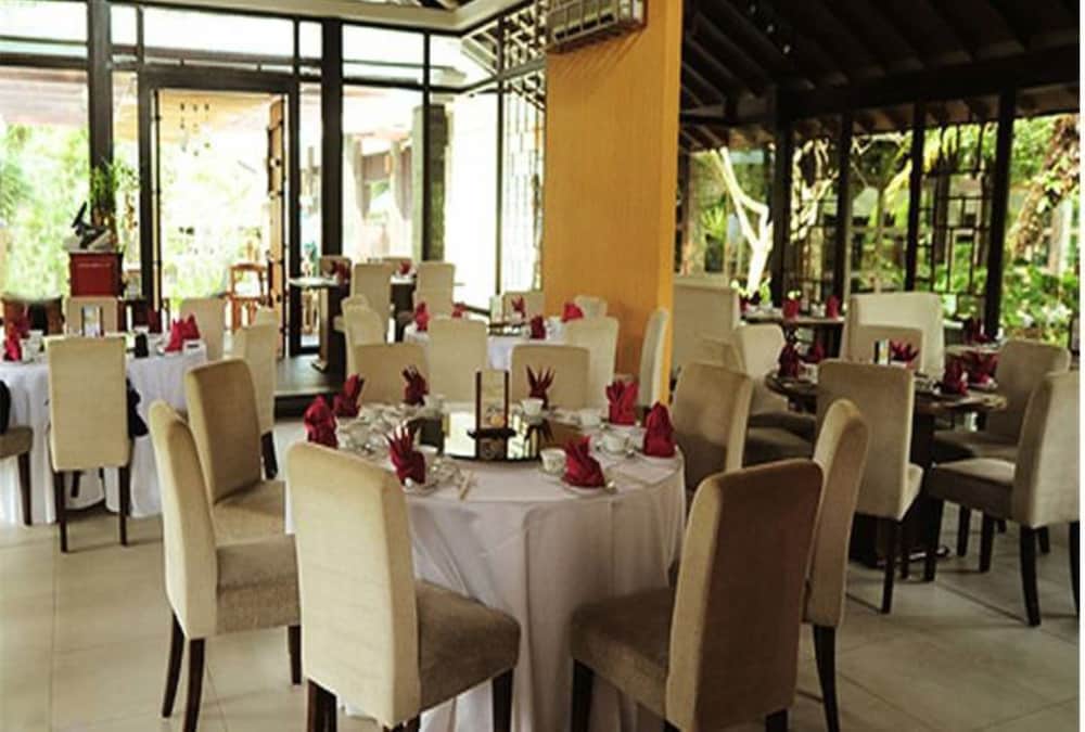 Cyberview Resort And Spa 45/66